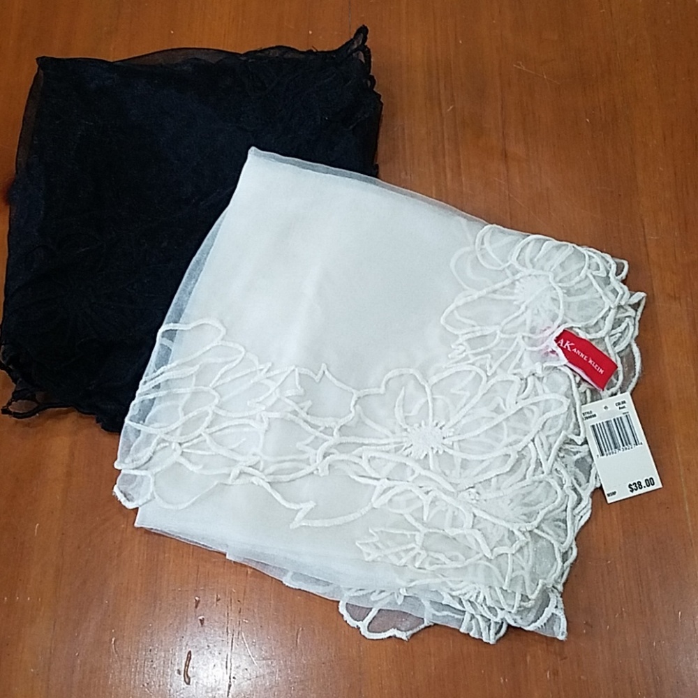 2 Anne Klein Wraps with floral detail